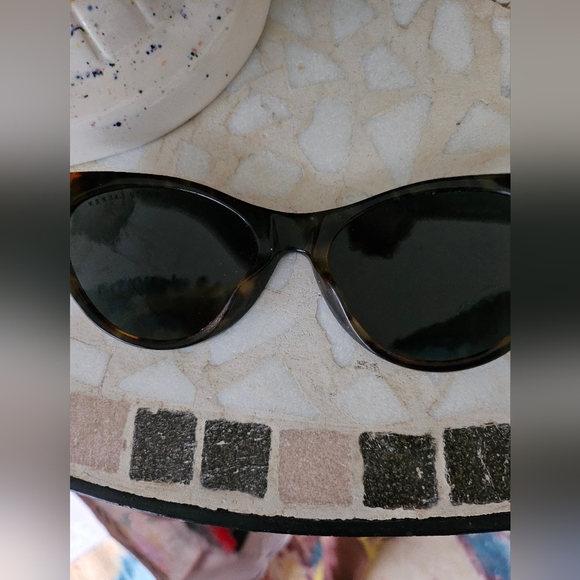 Ralph Lauren 🕶Cat Eye🕶 Sun Glasses🖤Pre-owned Great Condition♡ - Picture 4 of 5
